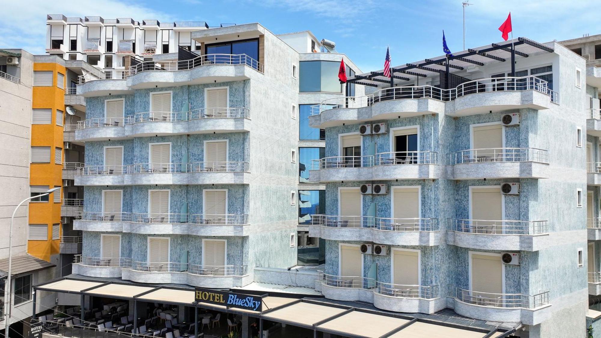 Hotel Blue Sky Sarande Exterior photo