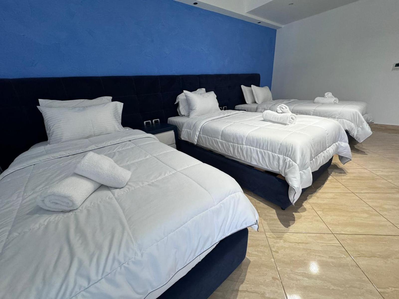 Hotel Blue Sky Sarande Exterior photo