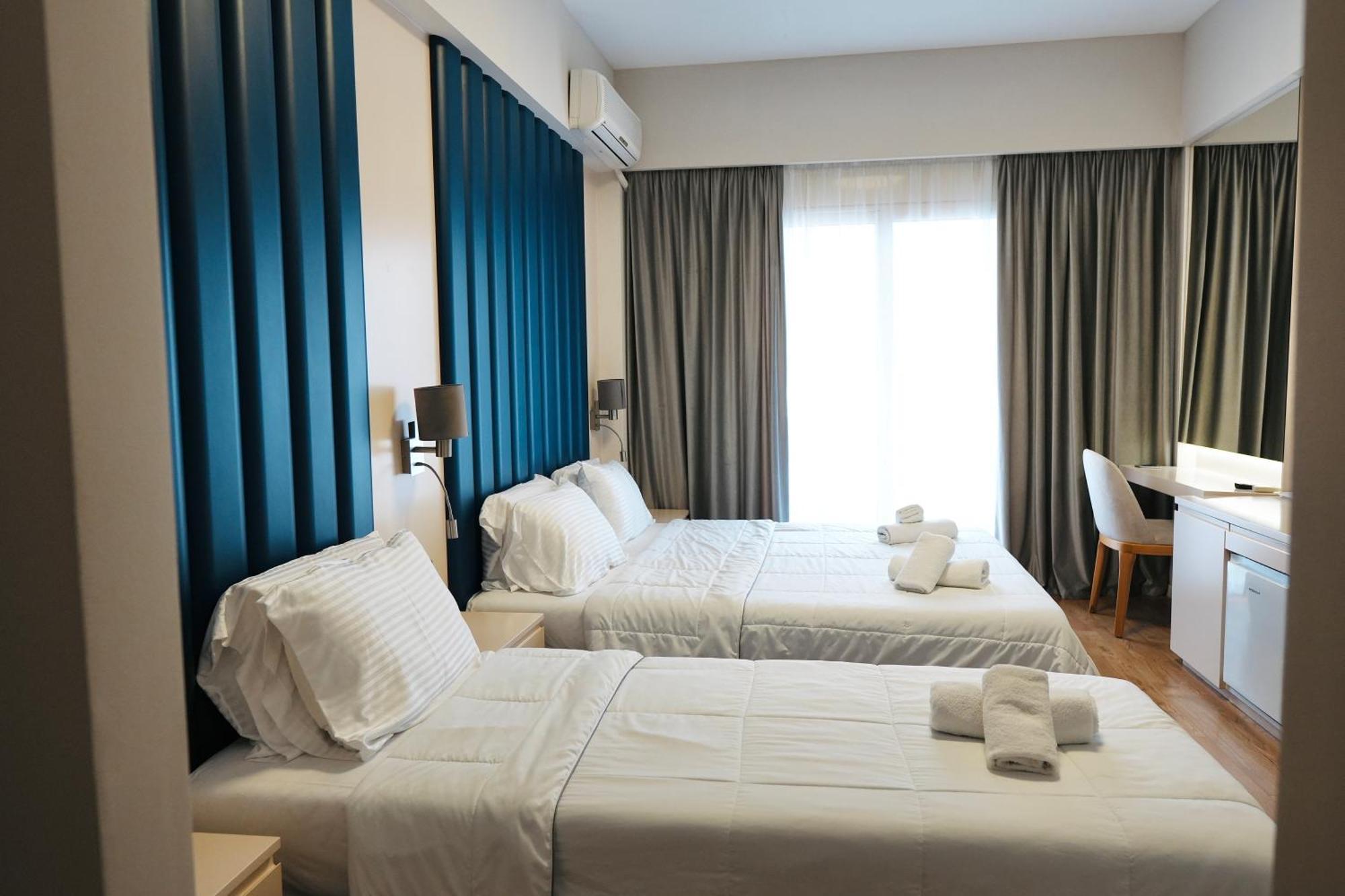 Hotel Blue Sky Sarande Exterior photo
