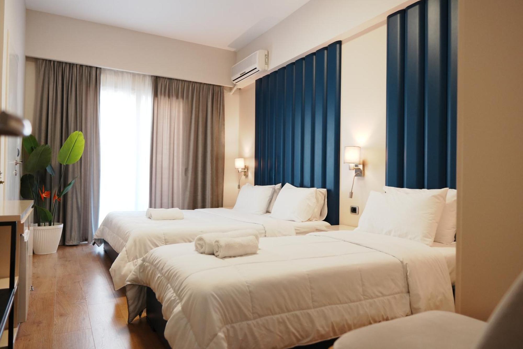 Hotel Blue Sky Sarande Exterior photo